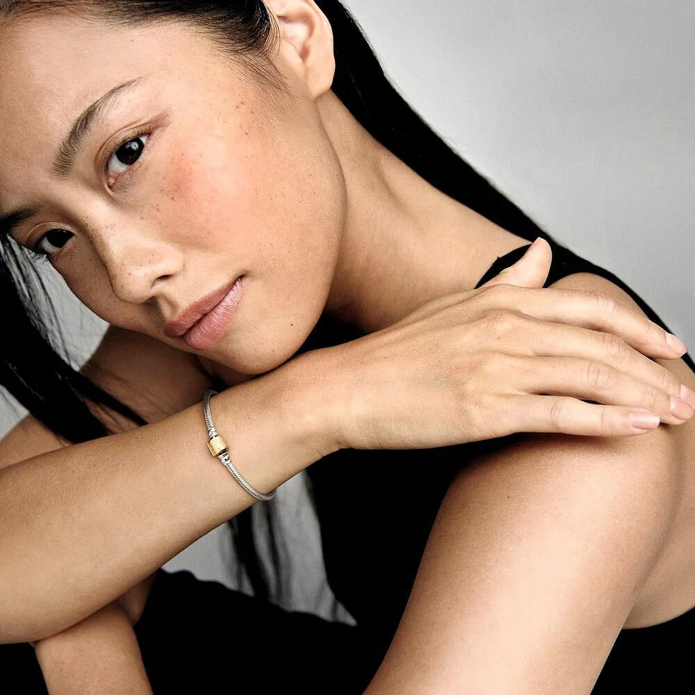 4a584a3147ef4420e69f751bb84ce6a04bbda903_599347C00_2kremer.webp